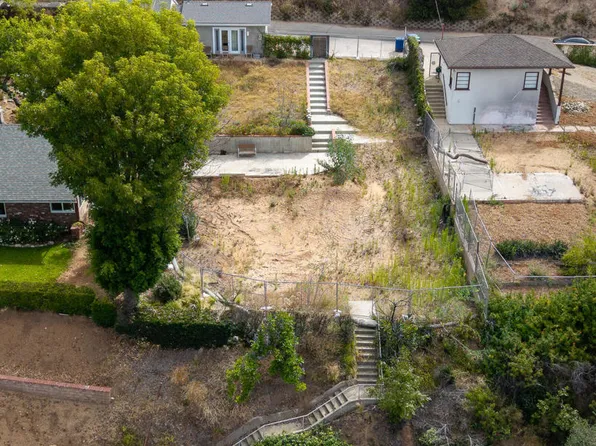 1205 E Loma Alta Dr, Altadena, CA 91001