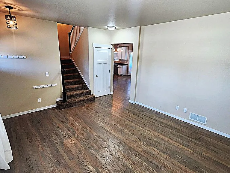 7528 Colorado Tech Dr — Photo 3