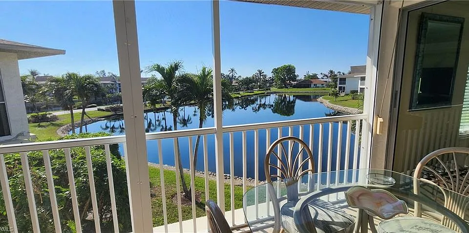 91 Georgetown Blvd #91