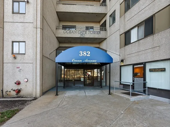 382 Ocean Ave APT 705, Revere, MA 02151