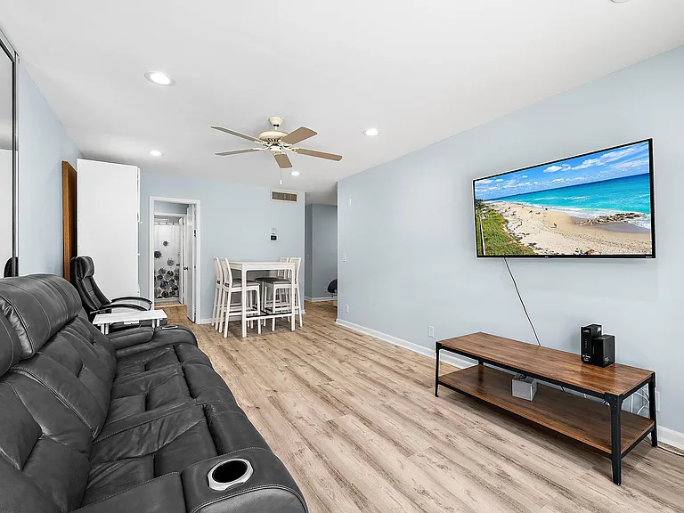 3851 N Ocean Blvd #202 — Photo 12