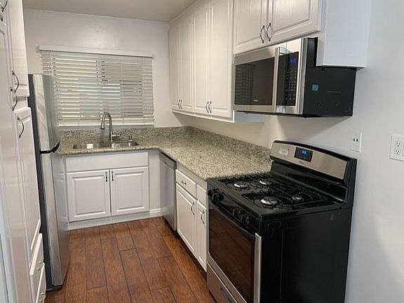 5th image of 141 N Kenwood St #4