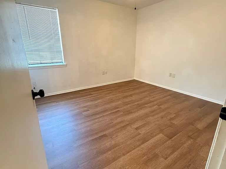 3427 S Garrett St #G — Photo 4