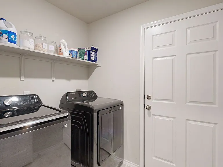 1212 Rolling Thunder Dr — Photo 8
