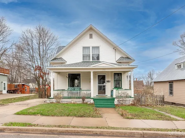 356 Alger St, Marquette, MI 49855