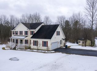 31 Outlet Rd, Ballston Lake, NY 12019