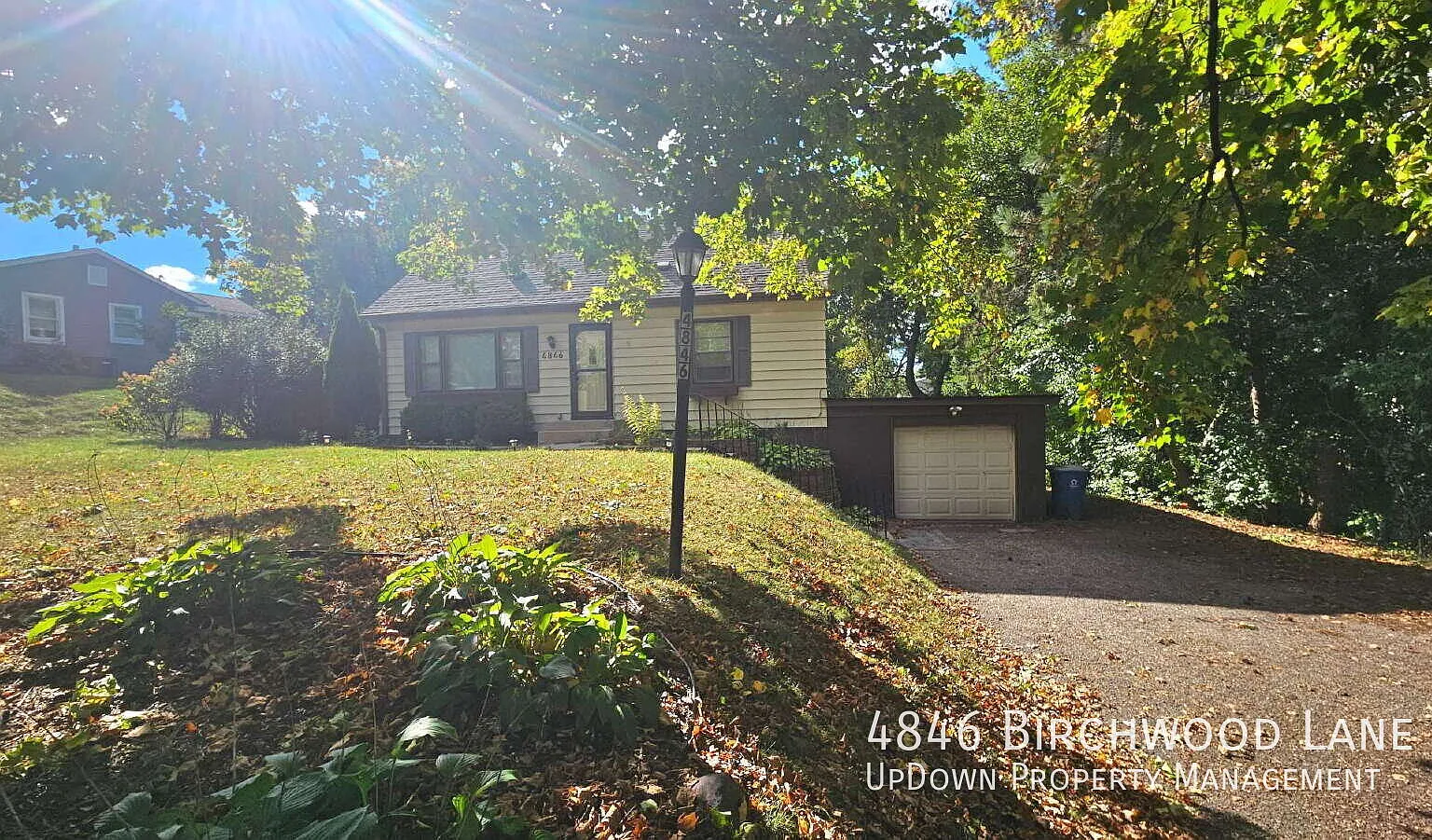 Minnetonka Home: 3-Bedroom Retreat with Finished Basement & Hardwood Floors available now — Photo 2