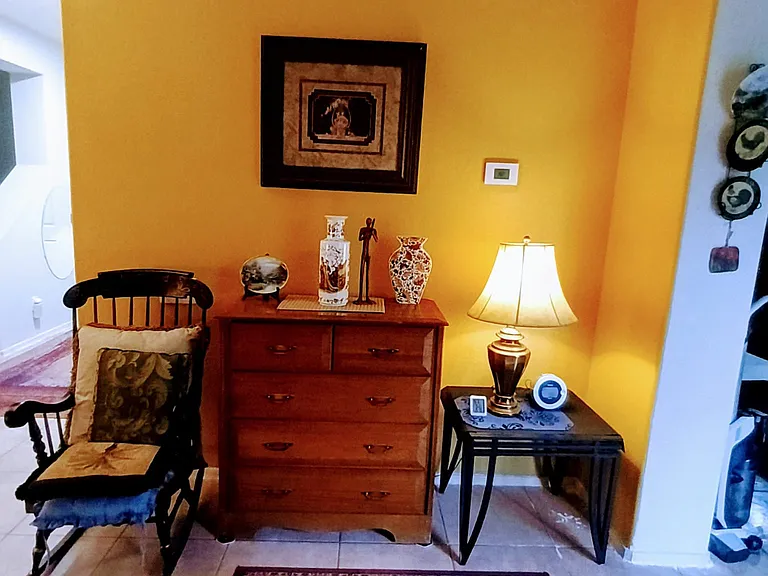 Living Room
Fully Furnished