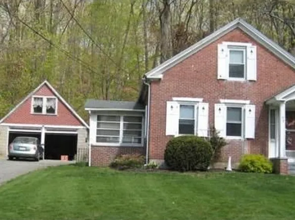 85-87 Hudson St, Northborough, MA 01532