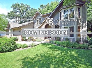 1267 Deerwood Dr, Eagan, MN 55123