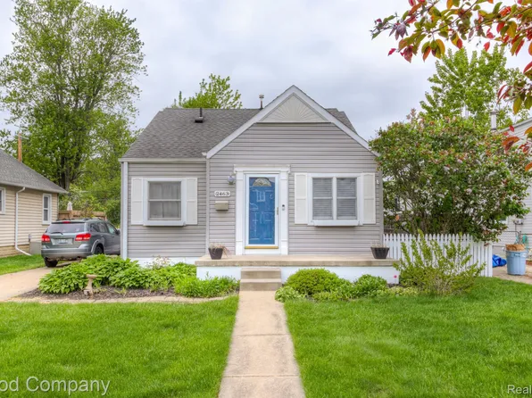 2463 Oakshire Ave, Berkley, MI 48072