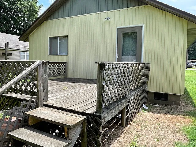 1509 W Main St — Photo 8