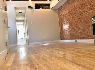 6830 Forest Ave, Flushing, NY 11385