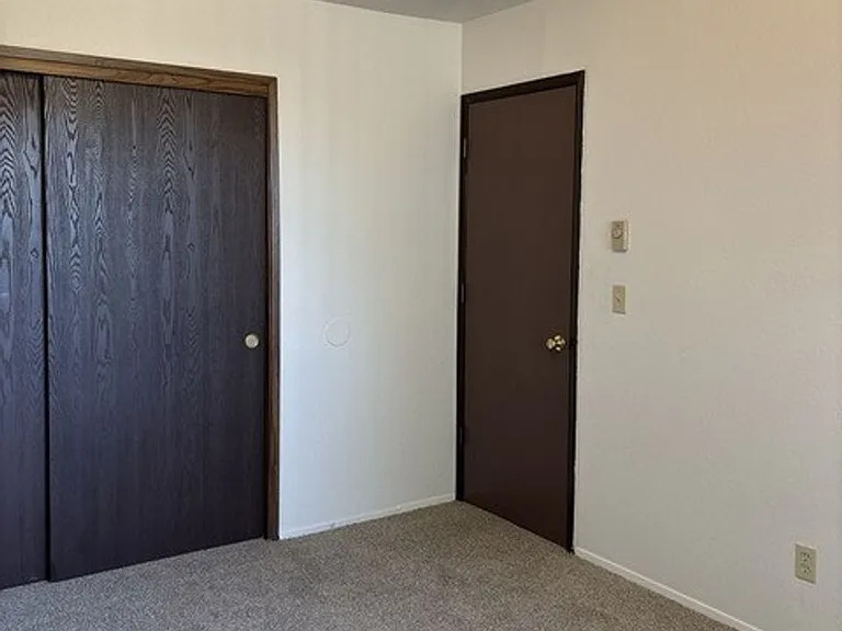 4504-4506 Campbell Dr SE — Photo 7