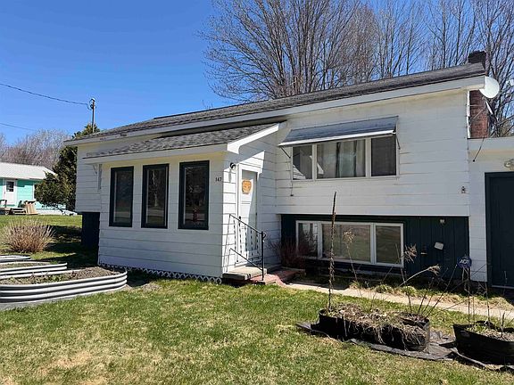 5th image of 147 South Lunenburg Road