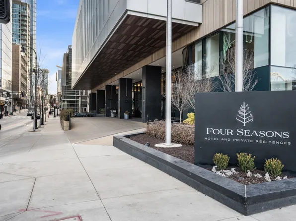 160 2nd Ave S APT 2003, Nashville, TN 37201