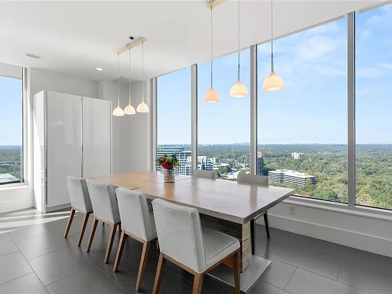 3338 Peachtree Rd NE #3501 — Photo 19