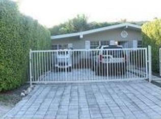 155 Woodcrest Ln, Key Biscayne, FL 33149