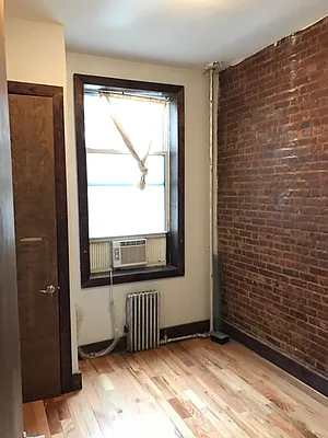 Rented by Nooklyn NYC LLC | media 8