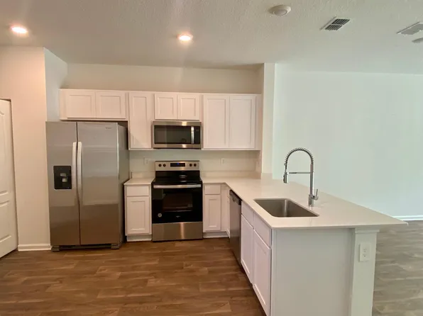9078 Alpine Aster Rd, Jacksonville, FL 32256
