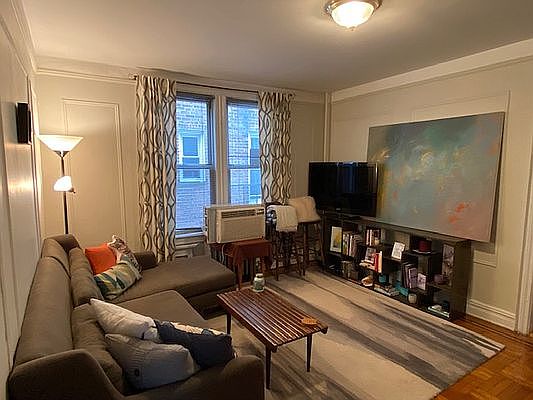 1st image of 29-15 Dorothy Pl #2R