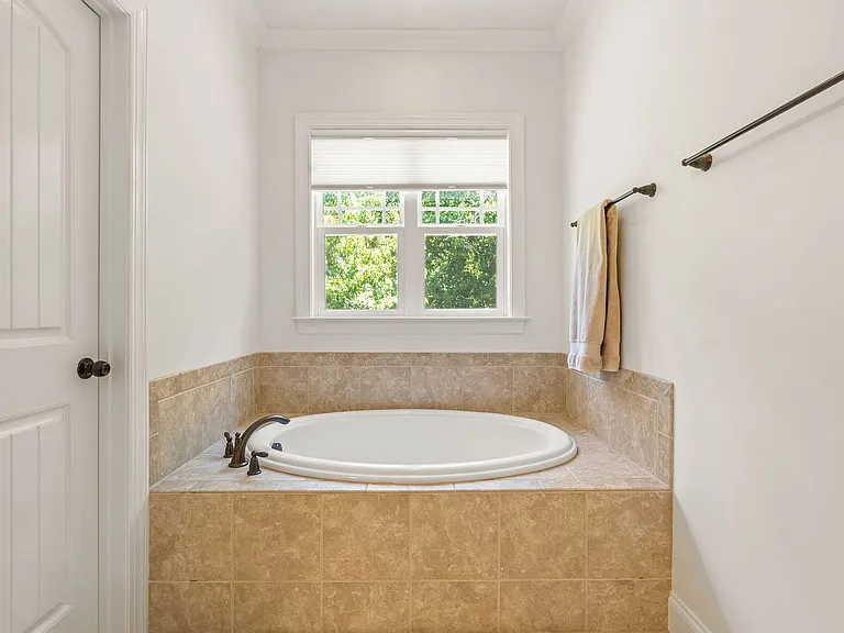 344 Rose Walk — Photo 12