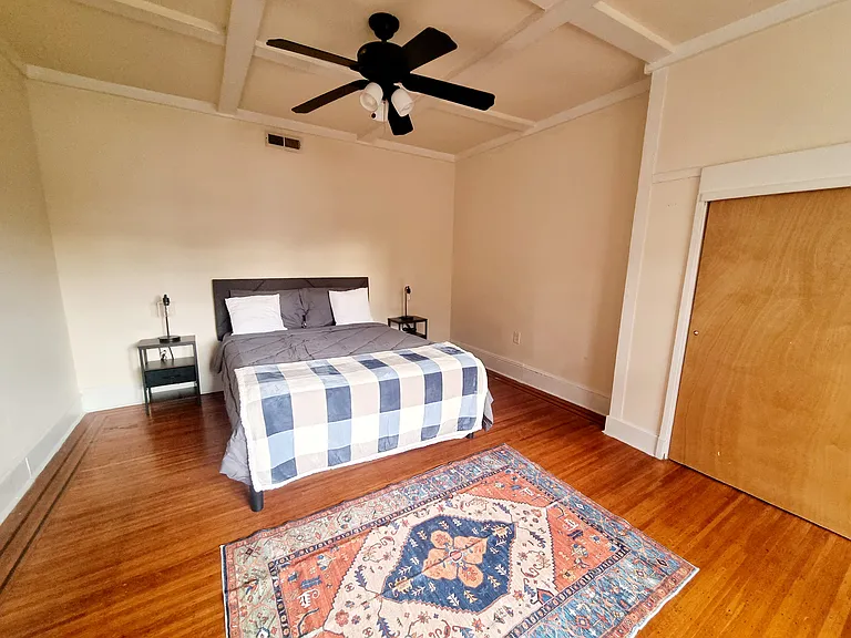 7845 Montgomery Ave #7 — Photo 24