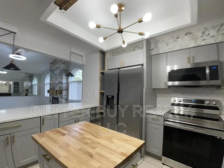 25 Plain View Dr #B — Photo 6