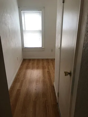 63 Schubert St #2R Photo 1