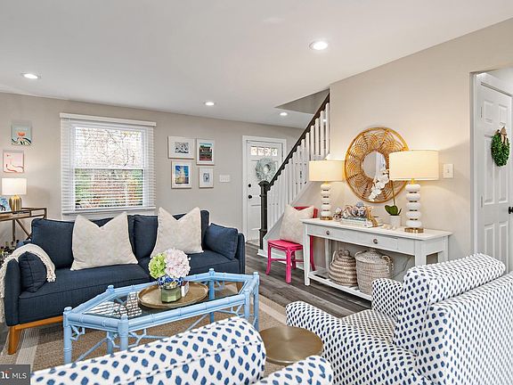 3rd image of 1009 Old Bay Ridge Rd