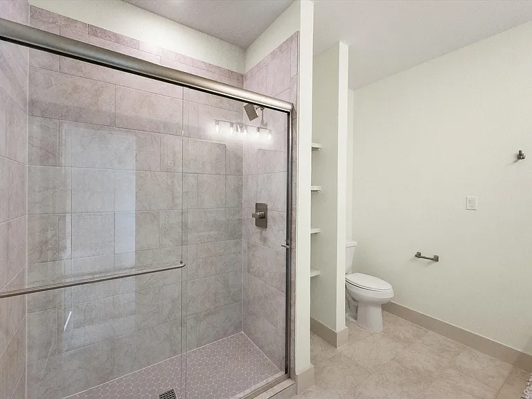504 E Kimball St #1 — Photo 19