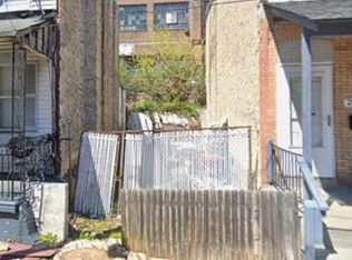 2675 Deacon St, Philadelphia, PA 19129