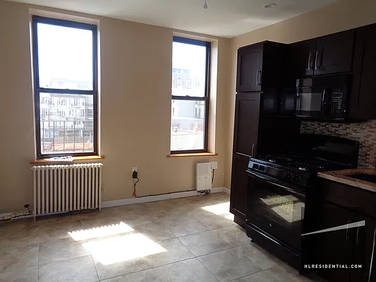 Rented by Highline Residential | media 16