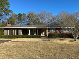 1402 Tonawanda Dr, Dothan, AL 36303