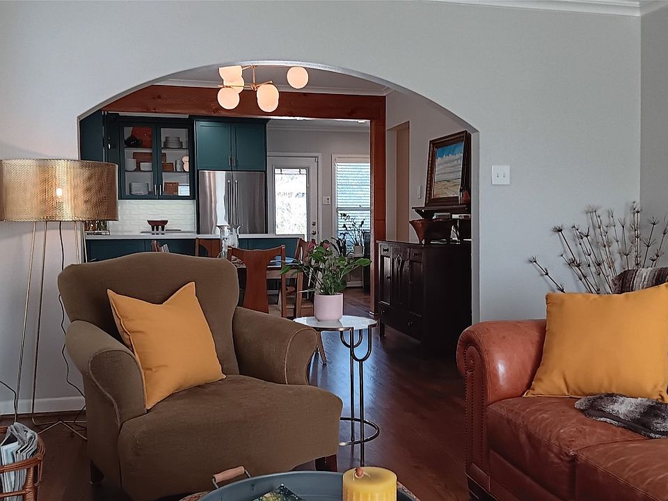 1st image of 2719 Burlington Blvd