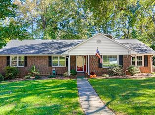 2999 Ormond Dr, Winston Salem, NC 27106