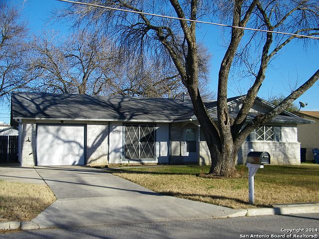 1st image of 2502 Blue Jay Dr