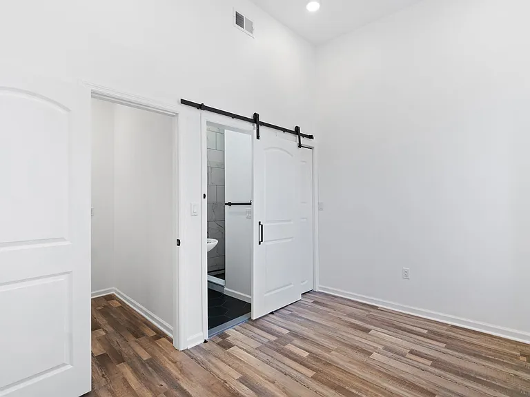 310 Pacific Ave #3 — Photo 16