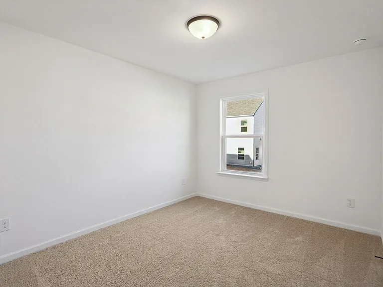 727 Carmes Dr — Photo 12