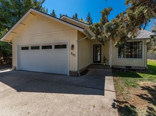 847 NE Jones Rd, Bend, OR 97701