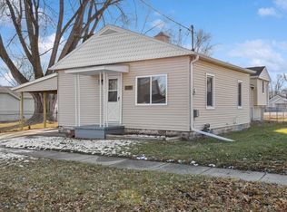 2211 Lyon St, Des Moines, IA 50317