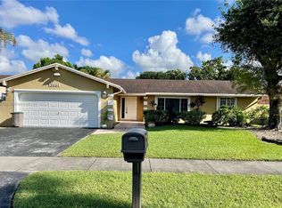 13981 SW 109th St, Miami, FL 33186