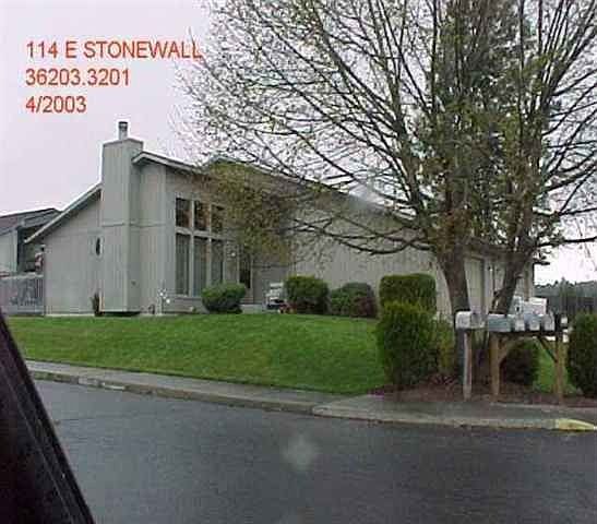 1st image of 114 E Stonewall Ave