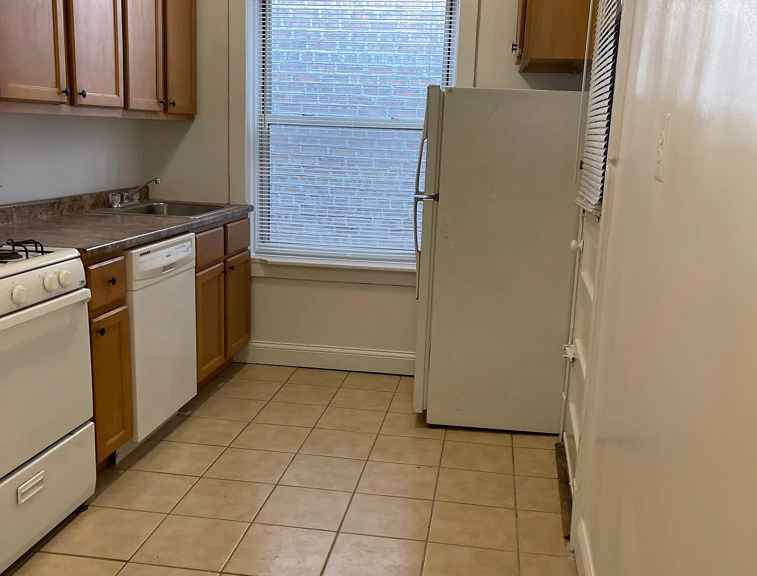 1 bed, 750 sqft, $1,495 — Photo 4