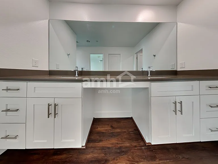 291 Austin Bellerose Pl — Photo 11