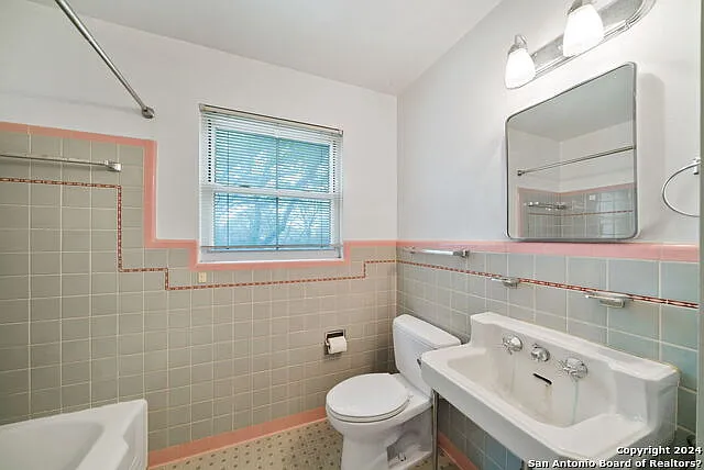 112 Sunway Dr — Photo 17