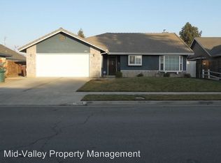 1078 N Greenwood St, Tulare, CA 93274