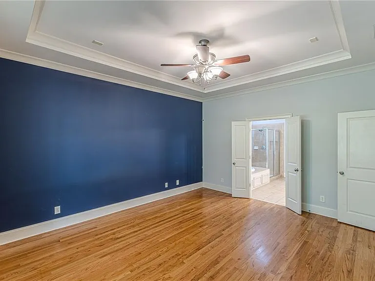 1645 Woodward Way — Photo 23