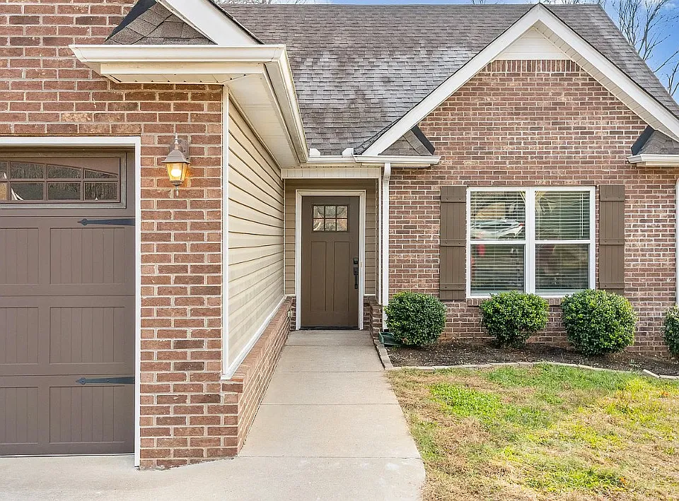585 Cameo Ct