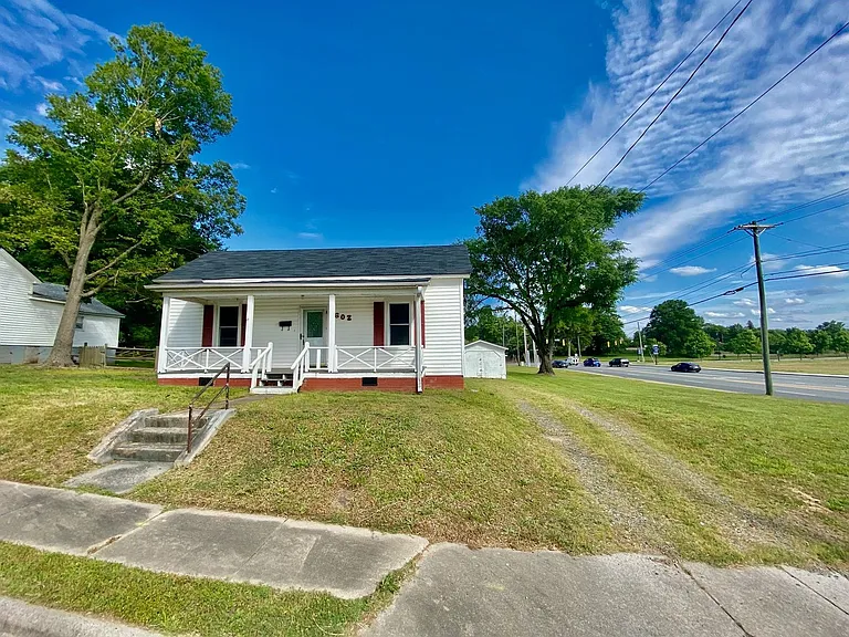 602 N Juniper Ave — Photo 2